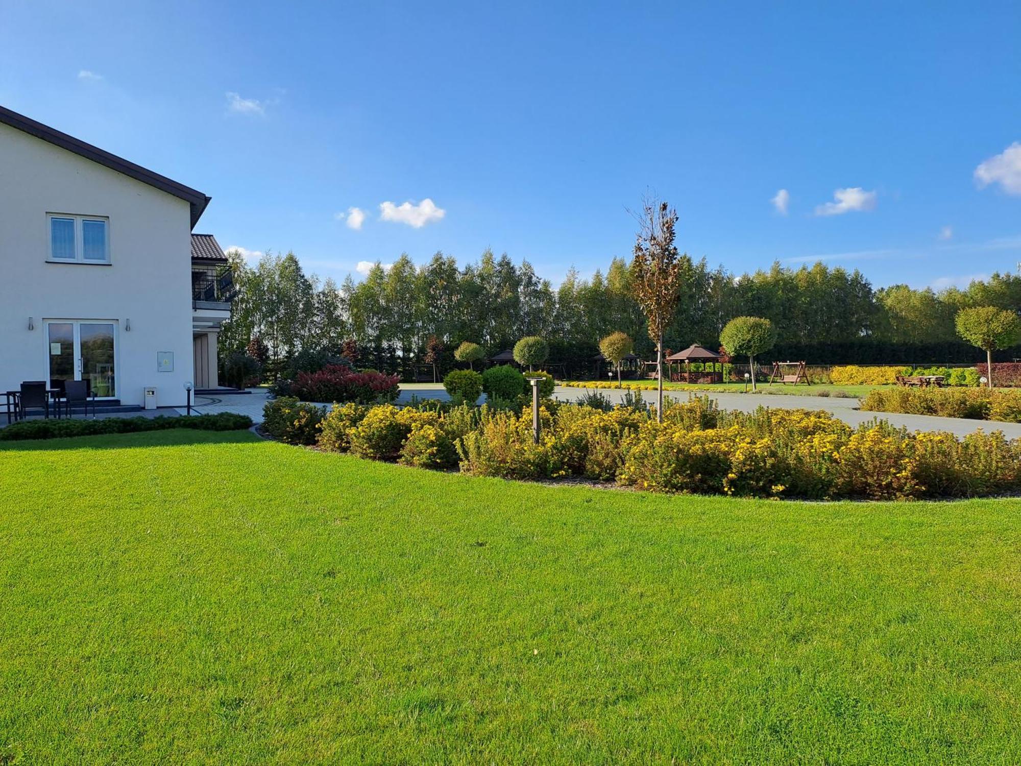 Pokoje Goscinne Lawendowy Dwor Mikoszewo Exterior photo